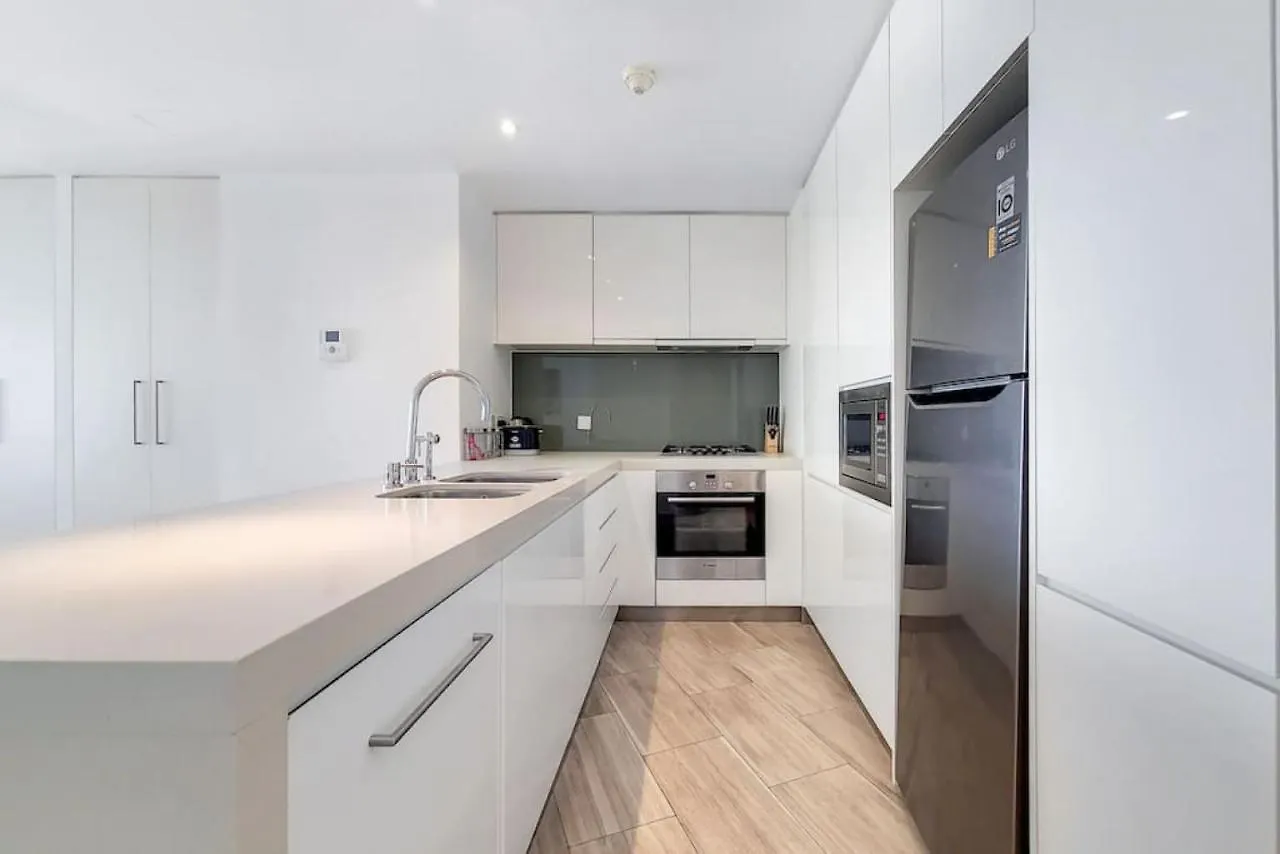 D1, Al Jadaf - Modern One Bedroom Apartment Dubai